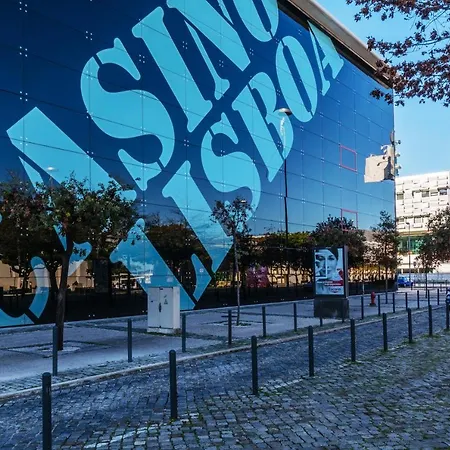 Metrocity One Bedroom - A/c & Swimming Pool Apartman Lisboa