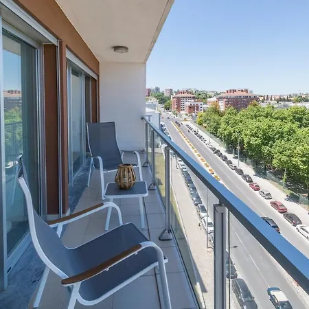 Apartamento Metrocity One Bedroom - A/c & Swimming Pool