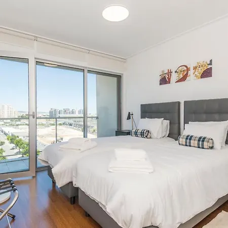 Metrocity One Bedroom - A/c & Swimming Pool Lisboa