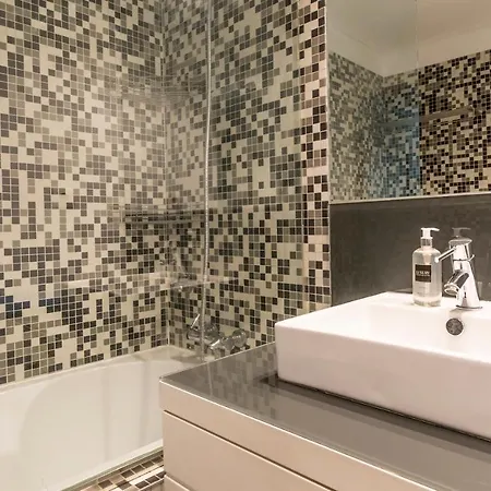 Apartment Metrocity One Bedroom - A/c & Swimming Pool *